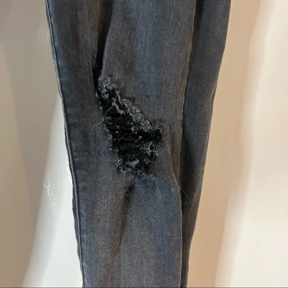 Pretty Little jeans - Picture 2 of 5